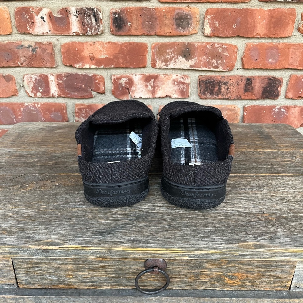 Men’s Slippers - Picture 5 of 11